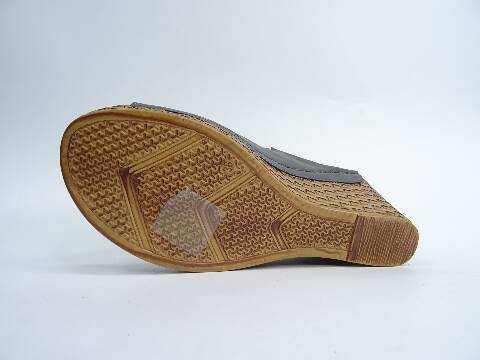 Klapki damskie C9903-3 JEDEN 36-41 2