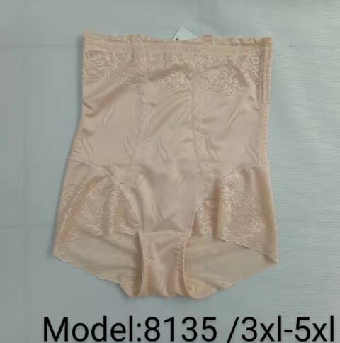 Majtki Modelujące Damskie 8135 1 kolor 3XL-5XL 1