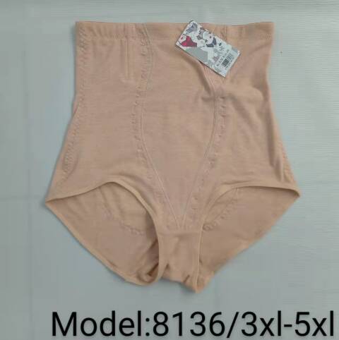 Majtki Modelujące Damskie 8136 1 kolor 3XL-5XL 1