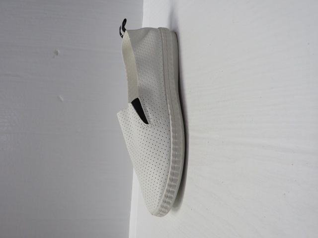 Trampki damskie HC9207 BLACK 36-41