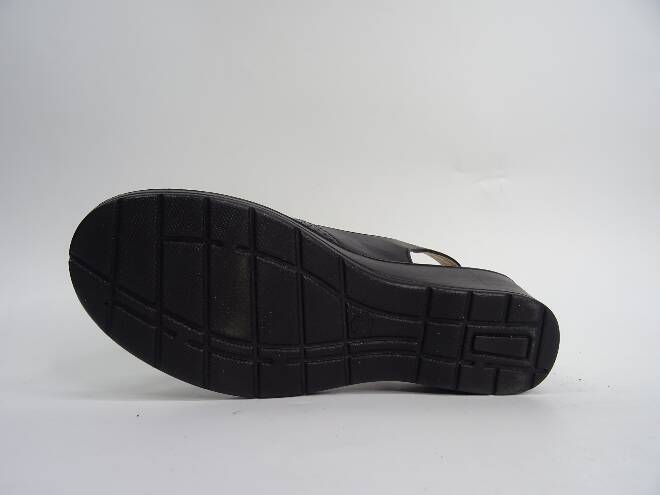 Sandały damskie  B231-1 JEDEN 36-42 2