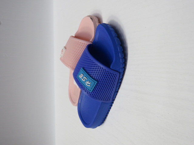 Kapcie Dziecięce E150D JEDEN 24-29 1