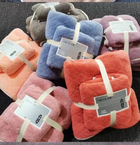 Komplet Ręczniki 4719 Mix kolor 35x75+ 70x140 1