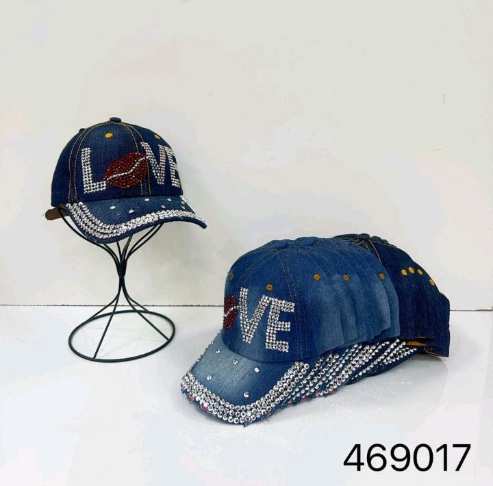 Czapki damskie 469017 MIX KOLOR STANDARD 1