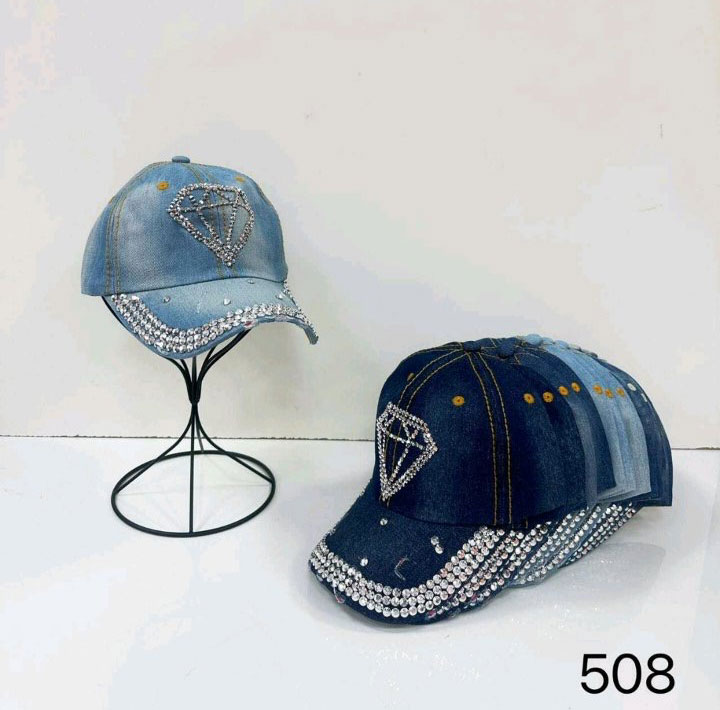 Czapki damskie 508 MIX KOLOR STANDARD