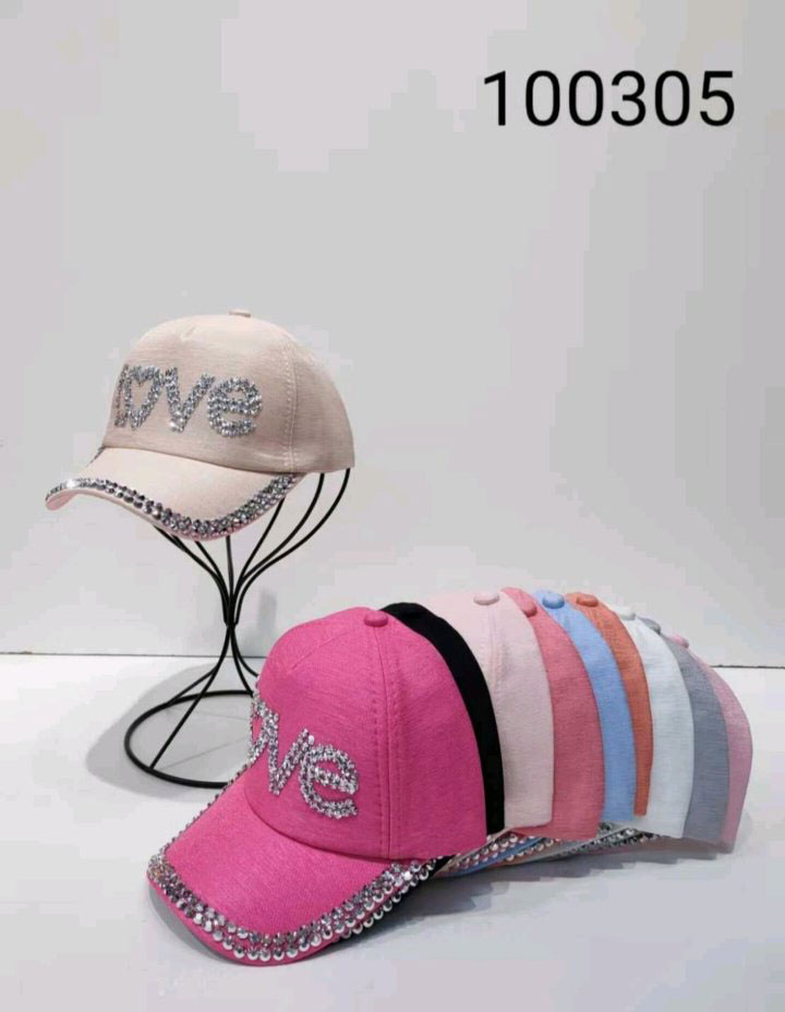 Czapki damskie 100305 MIX KOLOR STANDARD 1