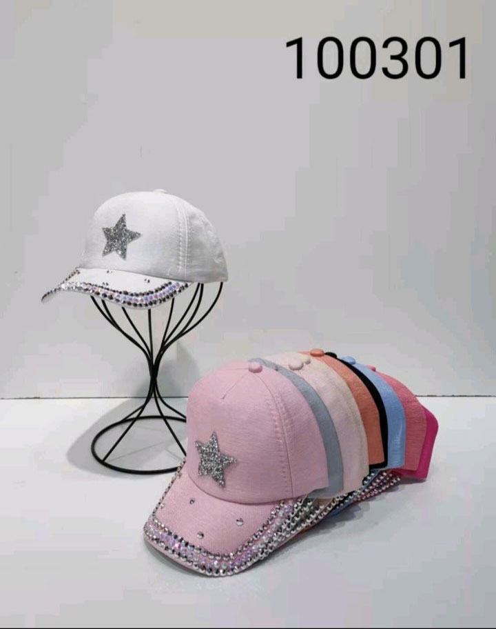 Czapki damskie 100301 MIX KOLOR STANDARD 1