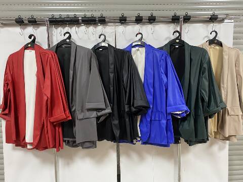 Żakiet Damskie 5529 1 kolor 3XL-6XL (Towar Polskie) 1