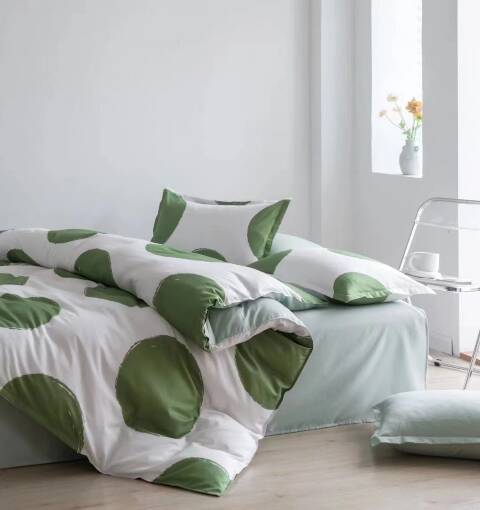 Komplet pościeli 4 części 1050 1 kolor 200x220 1