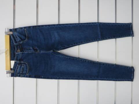 Jeansy damskie RH9557 1 kolor 26-32 1