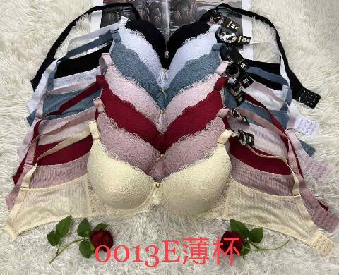 Biustonosze damskie 0013E 1 kolor E 1