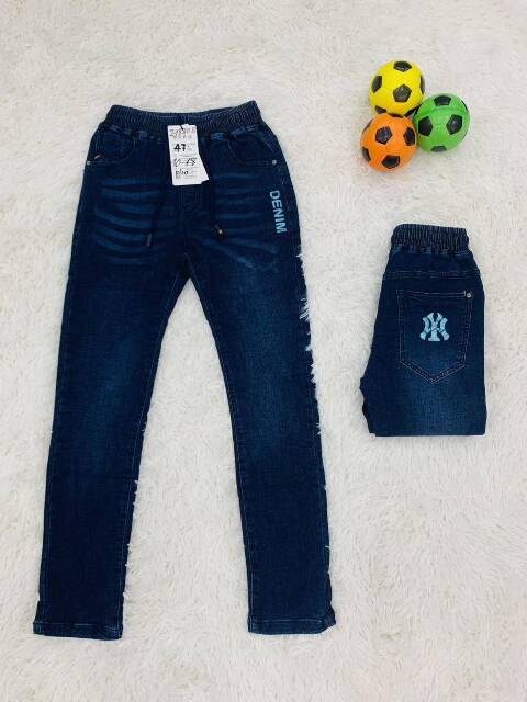 Jeansy chłopięca 1652 1 kolor  10-18 1
