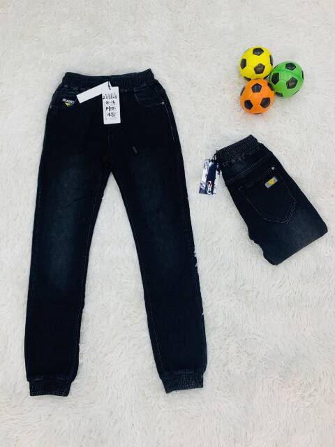 Jeansy chłopięca 1659 1 kolor  8-16