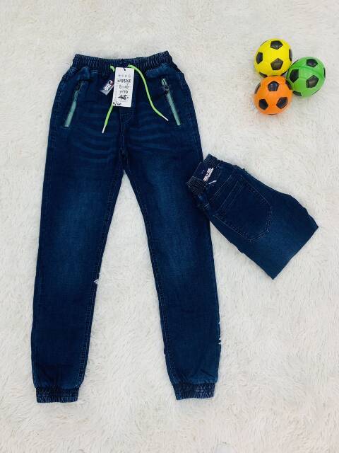 Jeansy chłopięca 1661 1 kolor  8-16