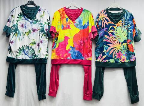 Komplet damskie 9519 Mix kolor Standard (Towar Polskie)