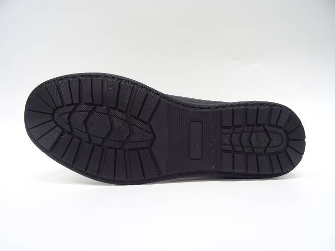 Sportowe męskie D7102-2 JEDEN 40-45 2