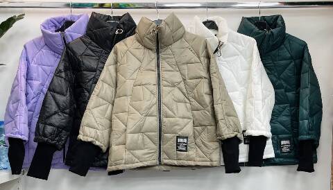 Cienka kurtka damskie 4249 Mix kolor Standard (Towar Włoskie) 1