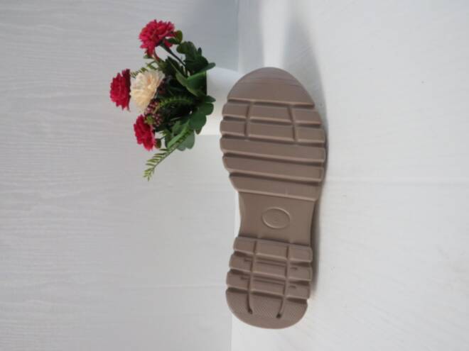 Półbuty Damskie J32366-5 JEDEN 36-41 2