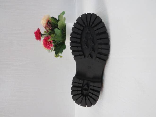 Półbuty Damskie E32211-1 JEDEN 36-41 2