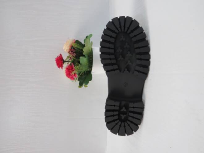 Półbuty Damskie E32188-1 JEDEN 36-41 2