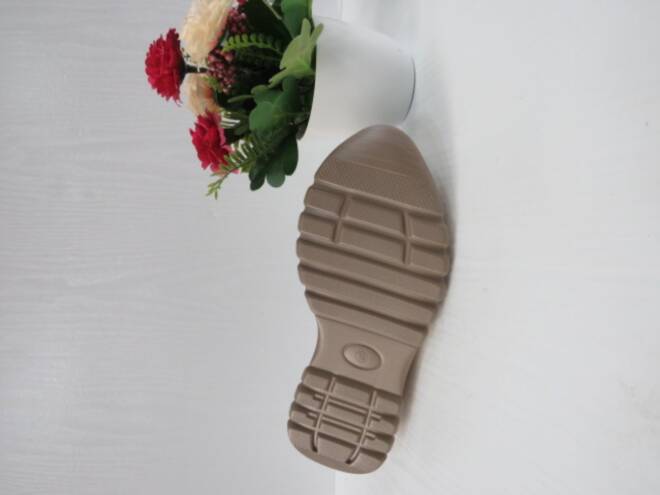 Półbuty Damskie J32333-3 JEDEN 36-41 2