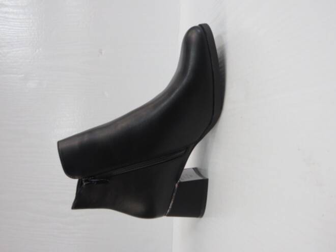 Botki Damskie SA110-1 JEDEN 36-41 1