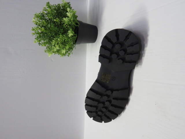 Półbuty Damskie E24200-1 JEDEN 36-41 2