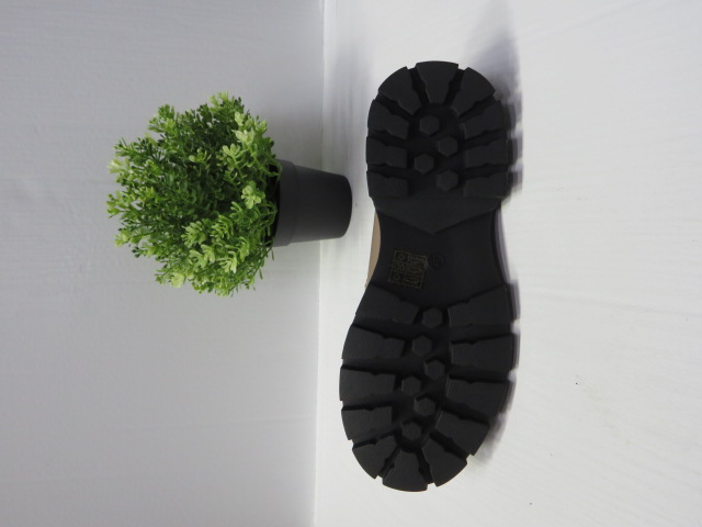 Półbuty Damskie E24200-4 JEDEN 36-41 2