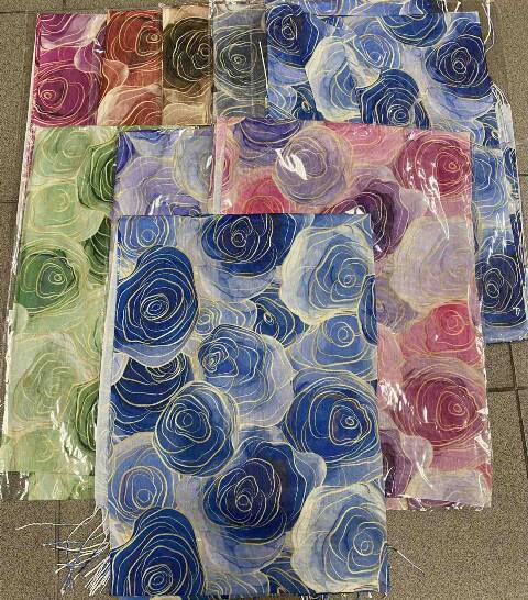 Szaliki damskie 8214 Mix kolor Standard