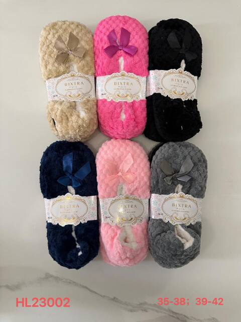 Kapcie damskie HL23002 Mix kolor 35-42 1
