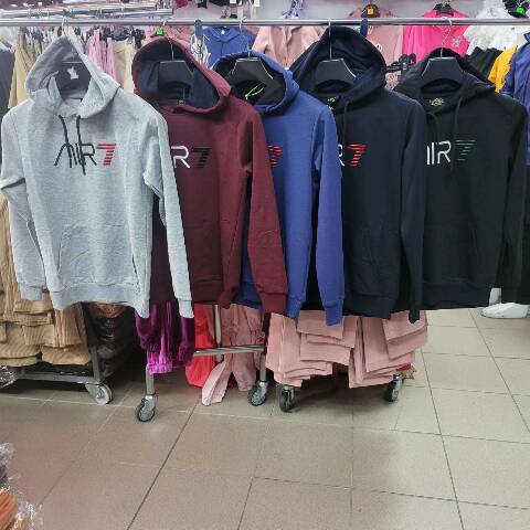 Bluza chłopięca 2638 1 kolor 140-164 1