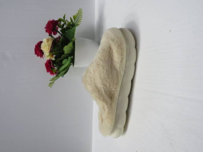 Kapcie Dziecięce WSA-116 BEIGE 28-35 1