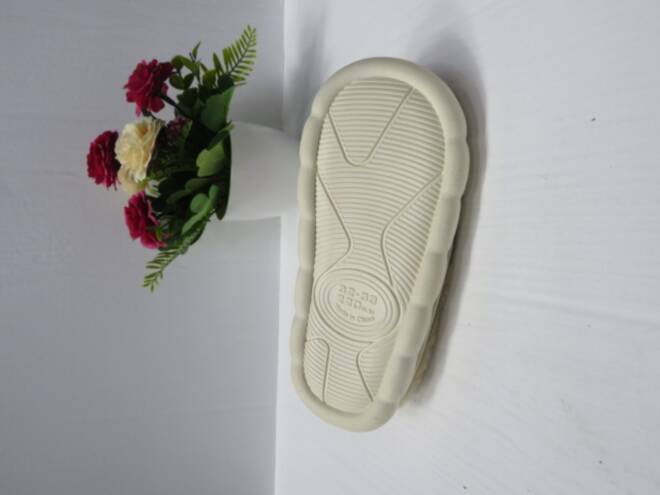 Kapcie Dziecięce WSA-116 BEIGE 28-35 2