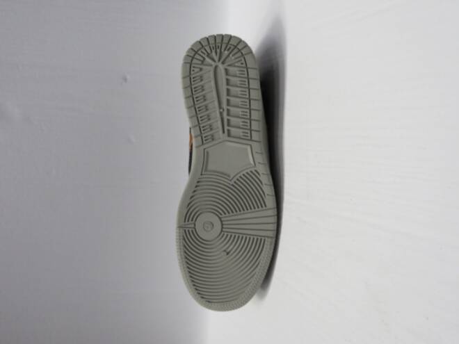 Sportowe męskie E2889B-1 JEDEN 41-47 2