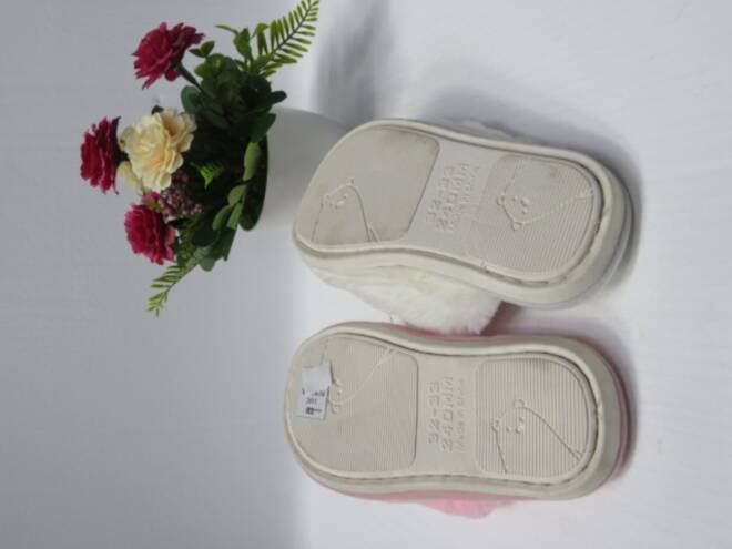 Kapcie Dziecięce 116C PINK/WHITE/GREY 30-36 2