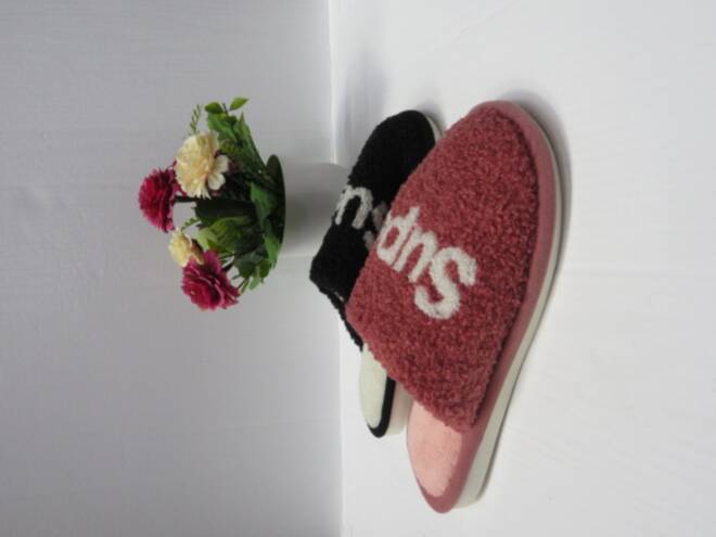 Klapki Damskie CF75 BLACK/PURPLE/SKINRED/GREY 36-41 1