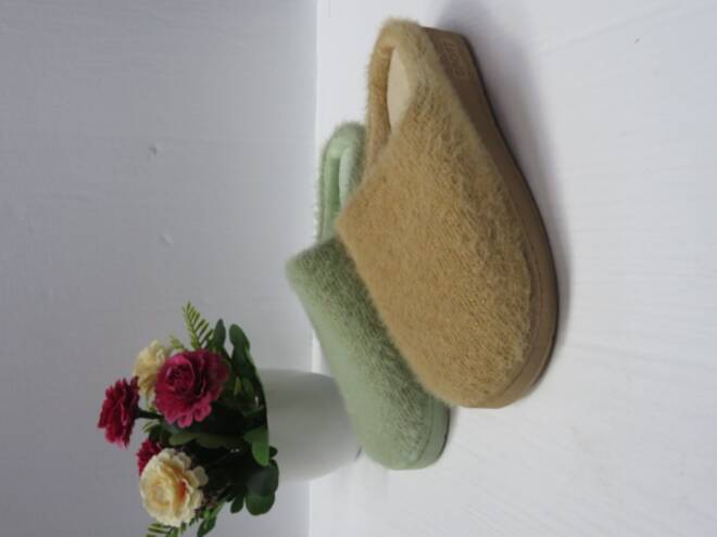 Klapki Damskie CF76 BLACK/LT.PINK/SKINRED/GREY 36-41 1