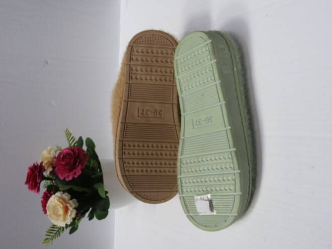 Klapki Damskie CF76 BLACK/LT.PINK/SKINRED/GREY 36-41 2