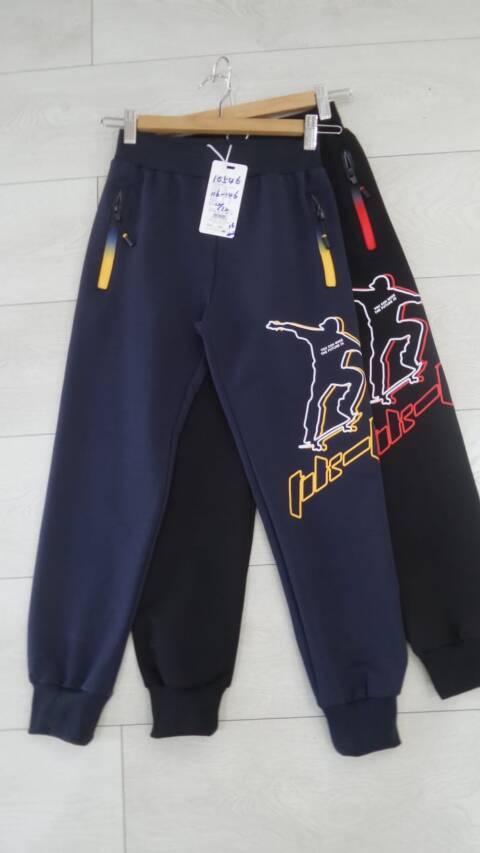 Spodnie dresowe chłopięce 8188 Mix kolor 116-146 1