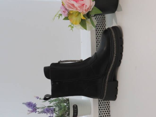 Botki Damskie HQ7743 BLACK 36-41 1