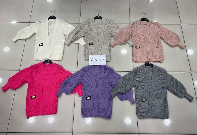 Sweter dziewczęce 1810 1 kolor  4-14 1