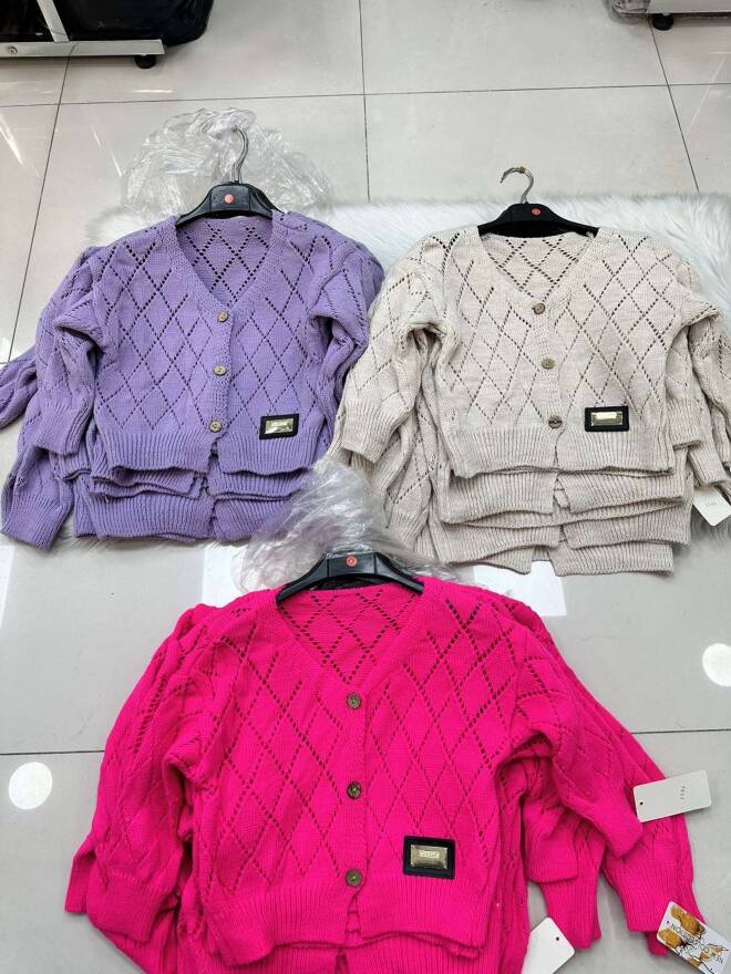 Sweter dziewczęce 1813 1 kolor  4-14