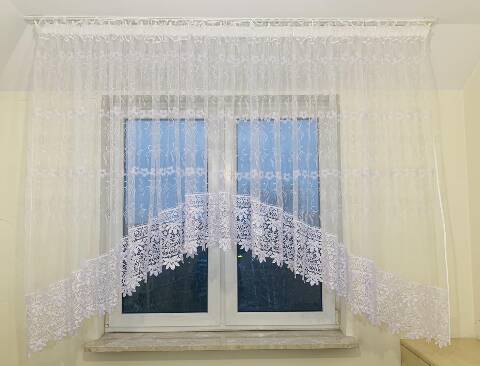 Firanka gotowa 3768 1 kolor 300x150 1