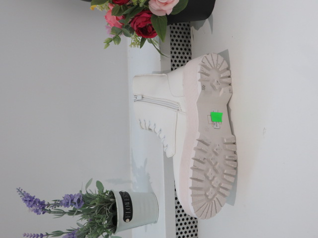 Botki Damskie CLS270 WHITE 36-41 2