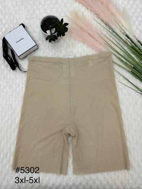 Majtki modelujące damskie 5302 1 kolor 3XL-5XL