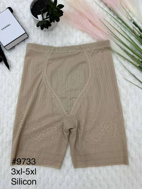 Majtki modelujące damskie 9733 1 kolor 3XL-5XL