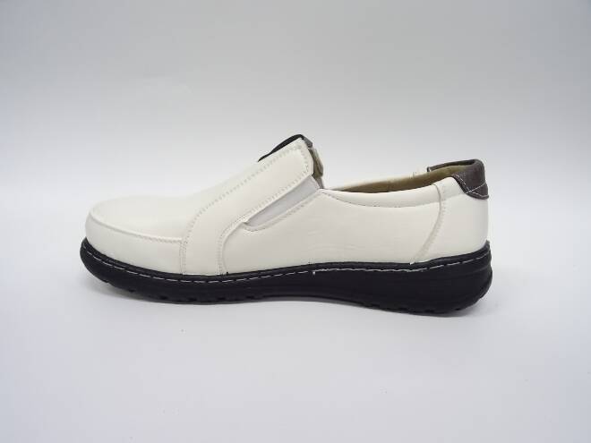 Półbuty Damskie C3509-6 JEDEN 37-42 1