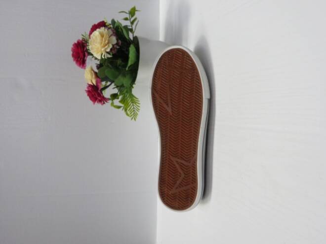 Trampki damskie A310 WHITE 36-41 2