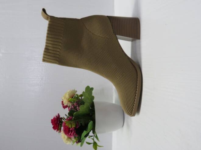 Botki Damskie HQ1327 KHAKI 36-41 1
