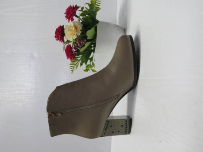 Botki Damskie 0202-2 JEDEN 36-41 1